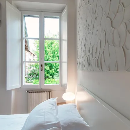 Giuliny Lovely Flat - The House Of Travelers Como Exterior photo